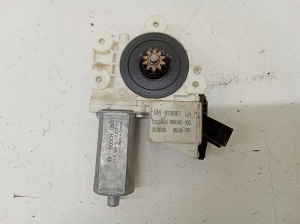 Opel Vectra C (2002–2008) Front door window regulator motor 9178987 - 2
