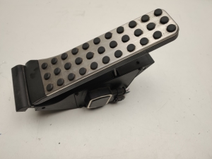 Mercedes Benz E-Class W207 (2009–2017) Gaspedal A2043000204 - 4