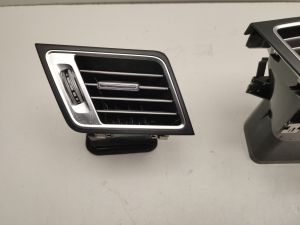 Mercedes Benz E-Class W207 (2009–2017) Dashboard air vent grilles A2078300000 - 5
