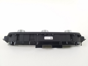 AUDI A4 B9 (2015–2026) Commande de chauffage 8W0820043P - 3