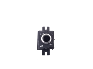 Commande centrale multimédia - 8W1919616D