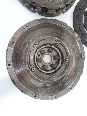 Ford C-MAX (2010–2026) Embrayage et ses composants LC03LD010B - 2