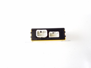 LEXUS RX (2003–2009) Juhtplokk 8943048030 - 3