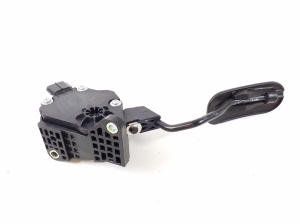 LEXUS IS (2005–2013) Accelerator pedal 7811053010 - 3