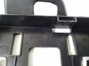 AUDI A4 B9 (2015–2026) Muu kinnitus 8W0907368 - 2