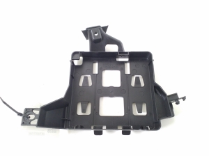 AUDI A4 B9 (2015–2026) Muu kinnitus 8W0907368 - 3