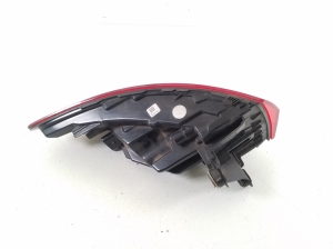 AUDI A4 B9 (2015–2026) Feu arrière d’angle 8W9945092AA - 3