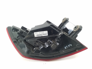 AUDI A4 B9 (2015–2026) Feu arrière d’angle 8W9945092AA - 4