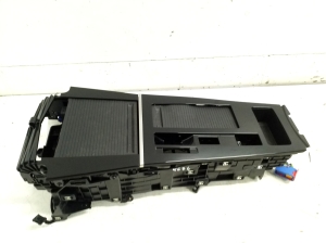 Opel Astra L (2021–2026) Center console - 3