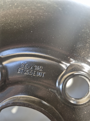 Volkswagen Taos I (2021–2026) Rezerves ritenis 5QM601027 - 3