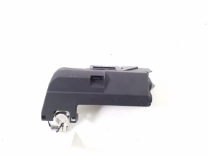   Cosse du câble positif  - 8W0915459E 