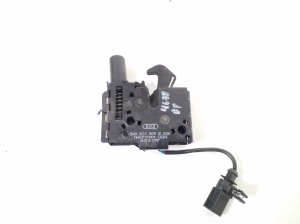 AUDI A4 B9 (2015–2026) Hood latch 8W0823509B - 2