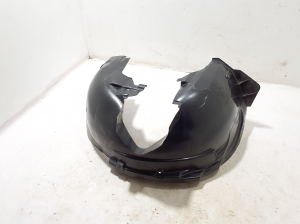 VOLVO XC60 (2017–2026) Front wheel arch liner 31694464 - 4