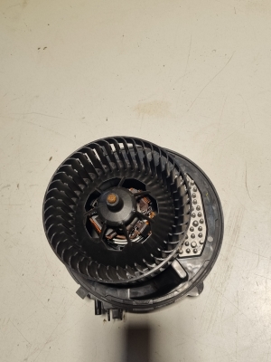 Heizungsgebläsemotor - 5WA907521