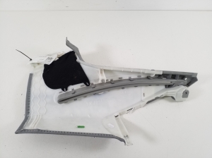 AUDI A4 B9 (2015–2026) Tagumise toe sisekujundus 8W9867245G - 2
