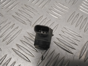 Tesla Model Y Y (2020–2026) Parksensor hinten 252500101D - 4