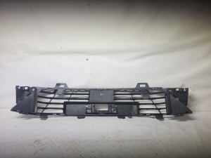 RENAULT Clio V (2019–2026) Front bumper lower grille 622541469R - 2