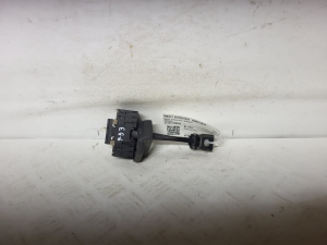 BMW 1 SERIES E87 (2003–2012) Aizmugurējo durvju atvēršanas ierobežotājs 51 22 7176810 - 2