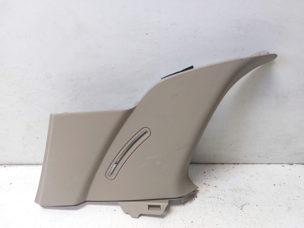 Mercedes Benz GL-Class 166 (2012–2015) Tagumise toe sisekujundus A1666902125 Mercedes Benz GL-Class 166 (2012–2015) Tagumise toe sisekujundus A1666902125
