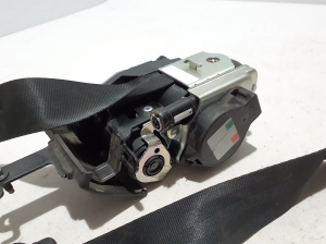 VOLVO XC60 (2017–2026) Sicherheitsgurt vorne 32386973 - 3