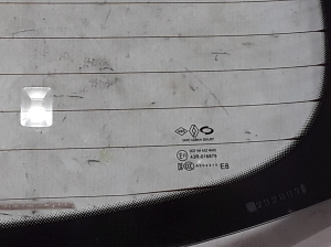 RENAULT Koleos (2016–2026) Aizmugures stikls 903004463R - 2