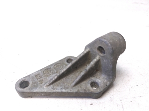 Rear differential bracket - 