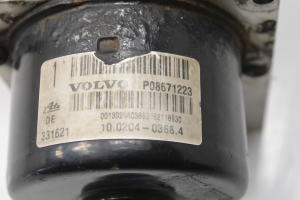 VOLVO V70 II (2000–2007) ABS unit P08671223 - 4