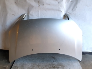 TOYOTA Avensis Verso M2 (2001–2009) Motorhaube