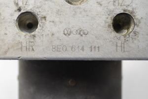 AUDI A4 B5 (1994–2001) ABS plokk 8E0614111HL - 3