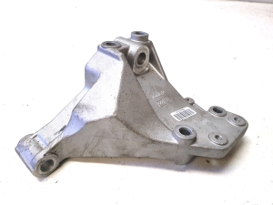 FIAT Ducato (290) (2014–2026) Engine bracket 504322004 - 2
