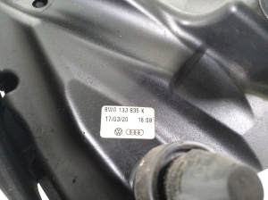 AUDI A4 B9 (2015–2026) Luftfiltergehäuse 8W0133835K - 2