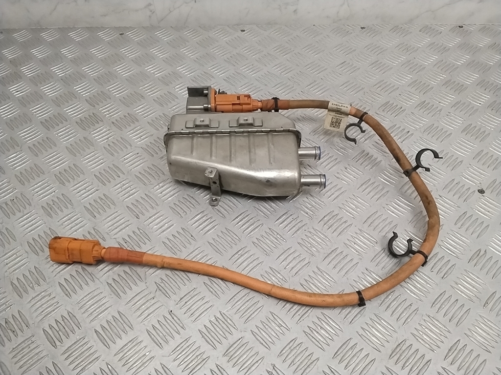 Volkswagen Passat B8 (2014–2023) Other radiator 3Q0963231D Volkswagen Passat B8 (2014–2023) Other radiator 3Q0963231D