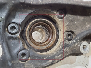 AUDI A6 C7 (2011–2018) Front wheel hub 4G0407254B - 3