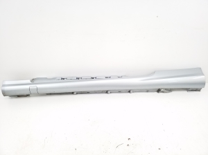 Mercedes Benz E-Class W207 (2009–2017) Schwellerverkleidung außen A2076901740 - 5