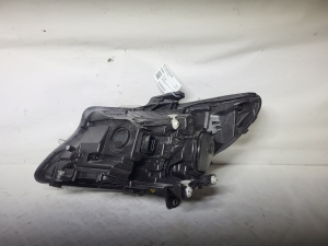 Mercedes Benz V-Class 447 (2014–2026) Esituli ja selle osad A4479068001 - 3