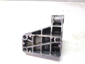 FIAT Ducato (290) (2014–2026) Engine bracket 504090245 - 2