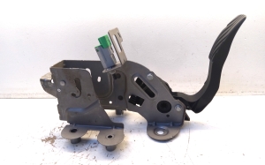 Gaspedal - 180027890R