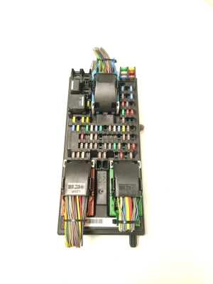 Boîtier de fusibles habitacle - BJ3214F041AG