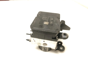 Land Rover Evoque (2011–2018) ABS bloks BJ322C405AG - 3