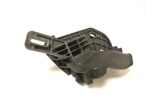 Land Rover Evoque (2011–2018) Front fender bracket BJ3216A142AA - 2