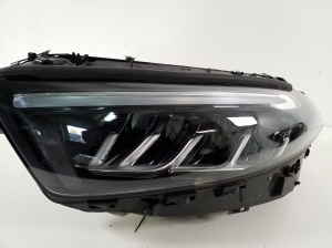 Mercedes Benz A-Class 177 (2018–2026) Esituli A1779064306 - 4