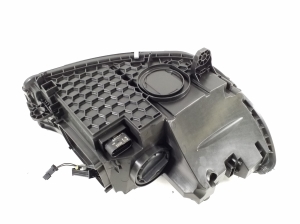 Mercedes Benz C-Class 206 (2021–2026) Esituli A2069067103 - 5