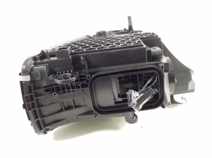 Mercedes Benz C-Class 206 (2021–2026) Esituli A2069067103 - 6