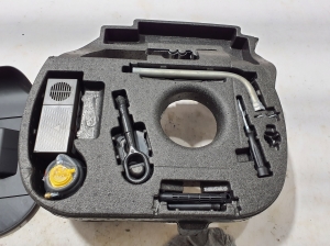 AUDI A6 C7 (2011–2018) Tööriistakast pakiruumis ja selle osad 4G0012109D - 3