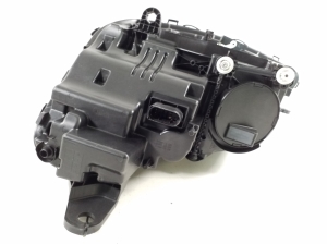 Mercedes Benz E-Class W213 (2017–2026) Scheinwerfer vorne A2139067609 - 2