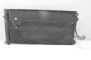 AUDI Q7 (2006–2015) Kondicioniera radiators 4L0260401 - 4