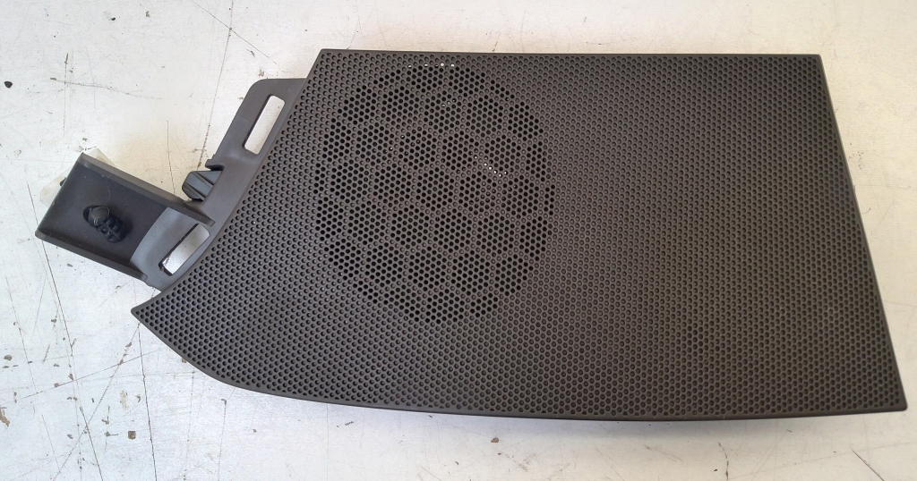 RENAULT Espace V (2014–2026) Lautsprecherabdeckung 682104659R RENAULT Espace V (2014–2026) Lautsprecherabdeckung 682104659R