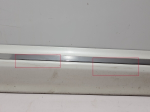 VOLVO XC60 (2017–2026) Front door molding 31440294 - 4