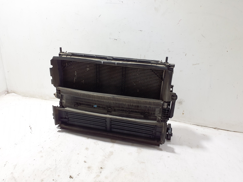 Used VOLVO XC60 Radiator set and its details