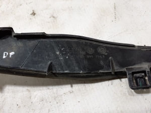 VOLVO XC60 (2017–2026) Windshield pillar outer molding 32216113 - 3